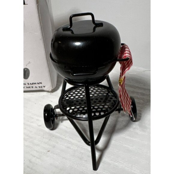 Miniature Black Charcoal Grill Decorative Red Gingham Towel Doll Furniture 3" - Picture 4 of 10